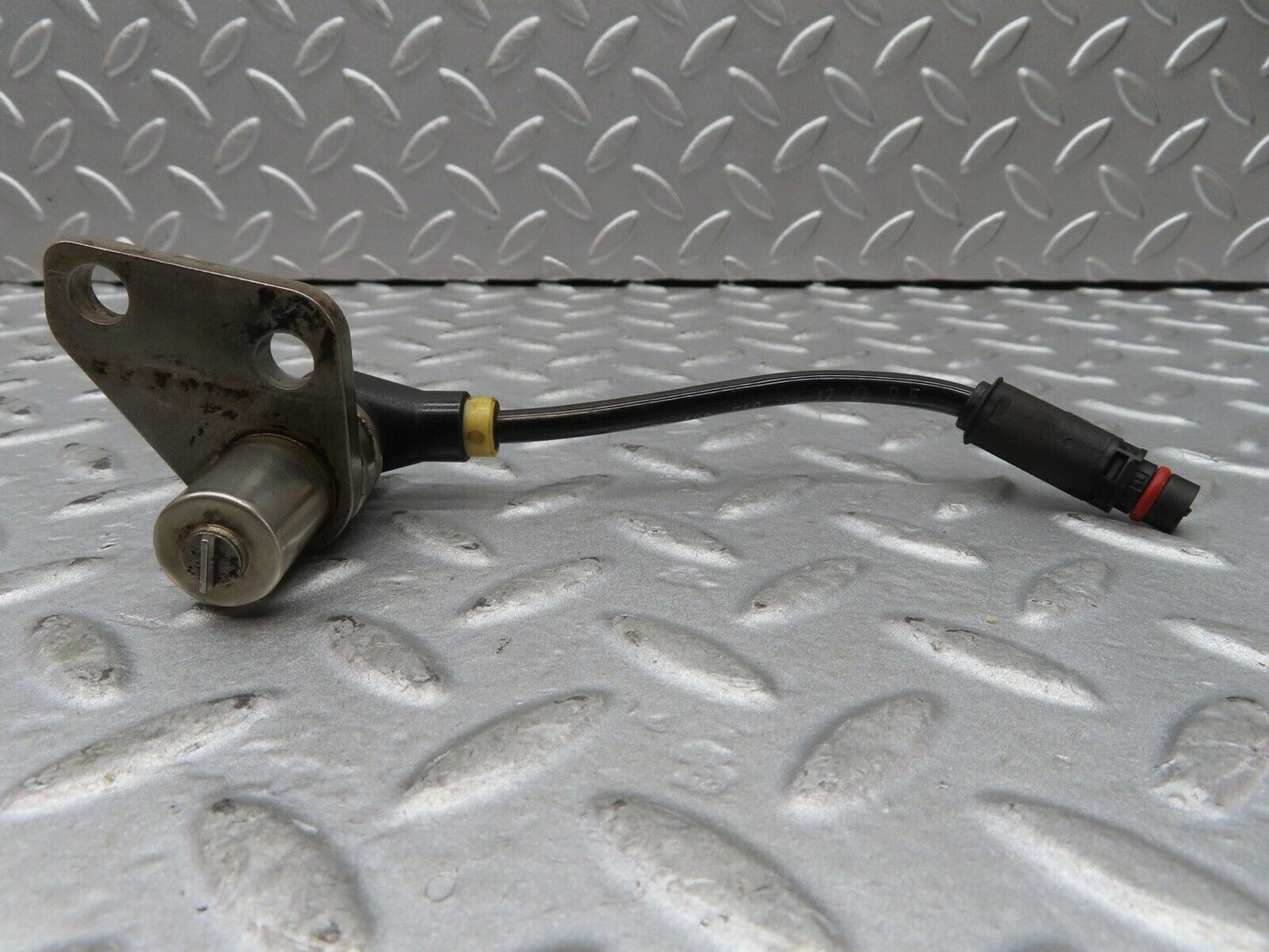 17288 Mercedes-Benz R129 300SL Coupe Front Right Abs Sensor 1295400917