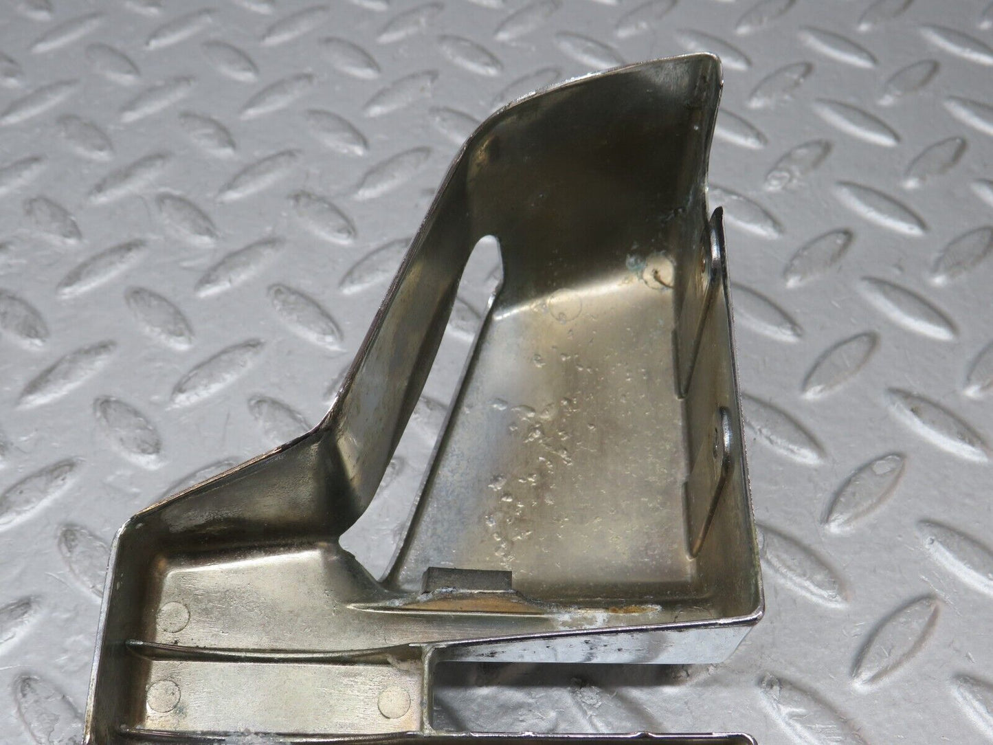 35666 Mercedes-Benz R107 280SL Coupe B Pillar Chrome Cover Right 1076930435