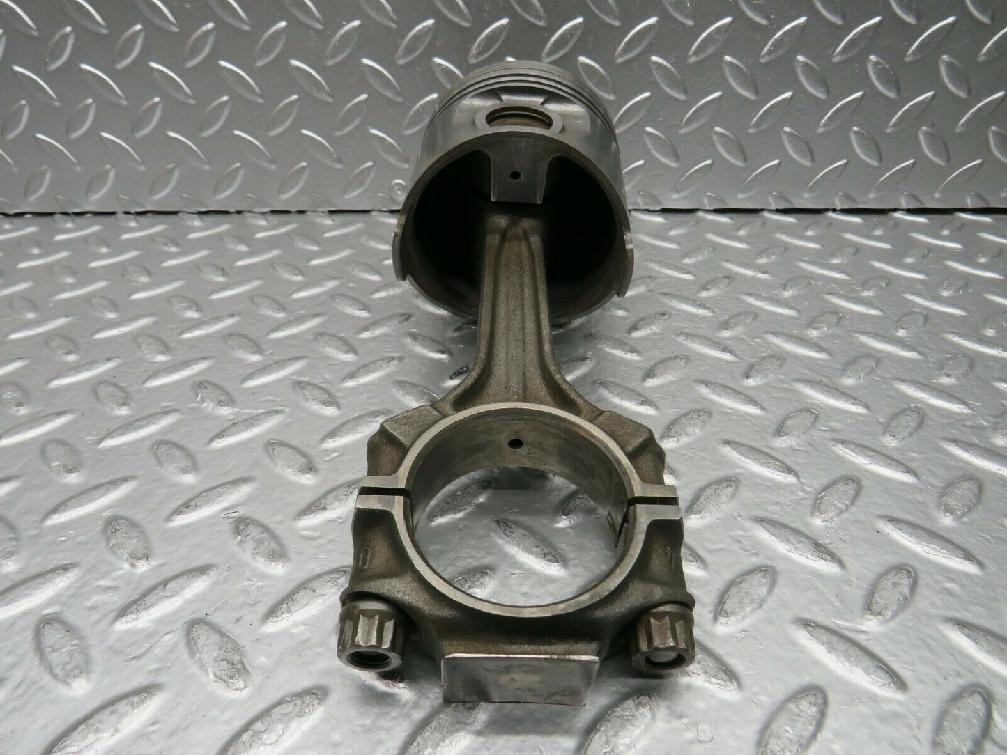 22796 Mercedes-Benz C107 450SLC Coupe Piston With Connecting Rod 92.48 mm