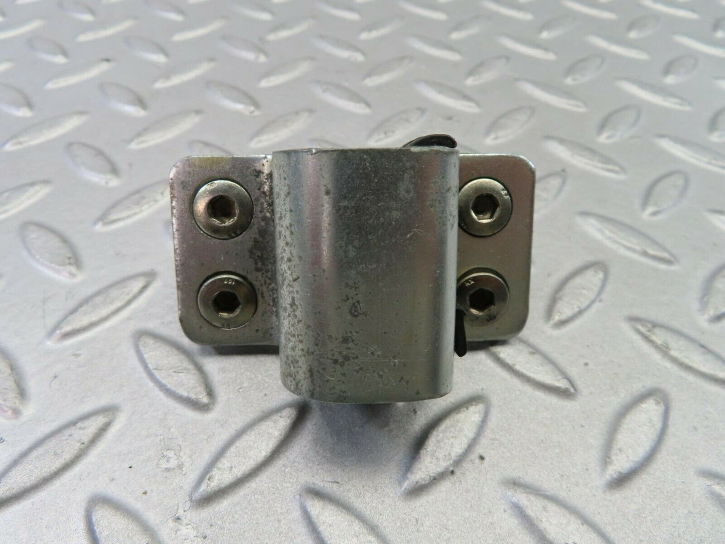 7709 Mercedes-Benz S123 230TE Wagon Door Lock Latch Left Side