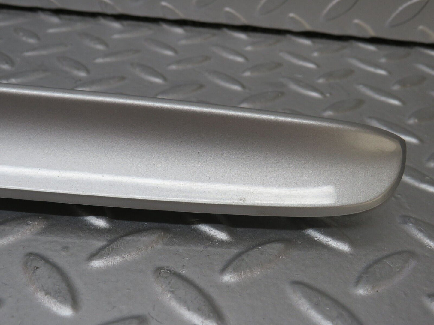 35012 Mercedes-Benz W210 320E Trunk Lid Handle 2107580438