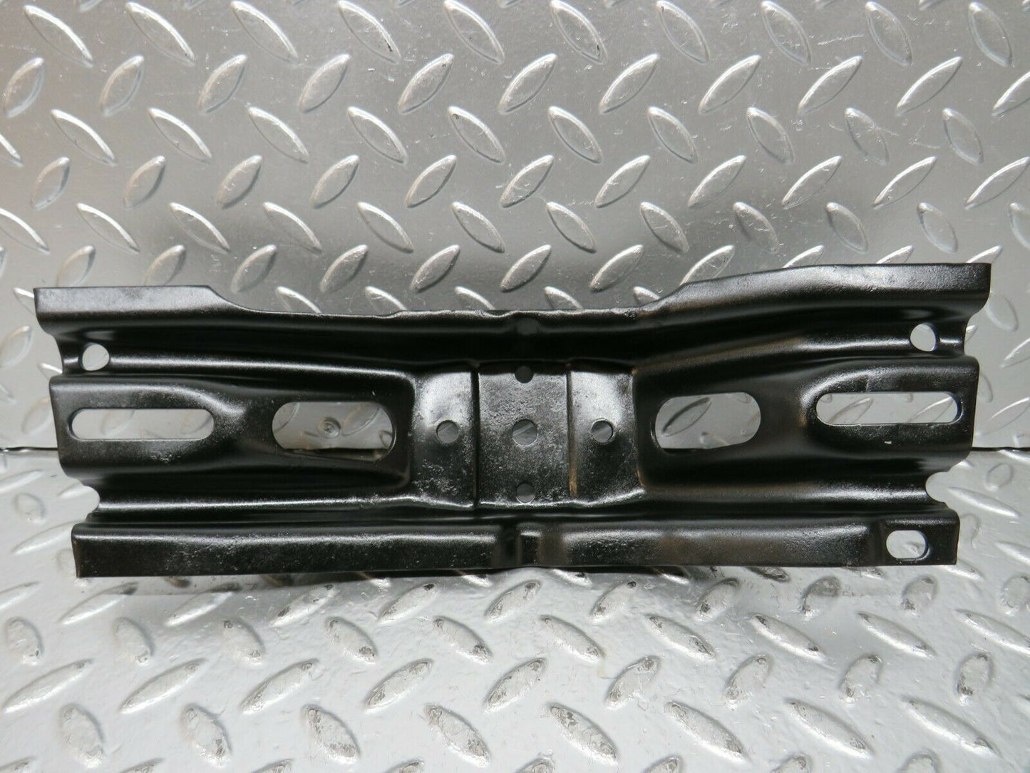 23511 Mercedes-Benz W114 280E Gearbox Mount Bracket