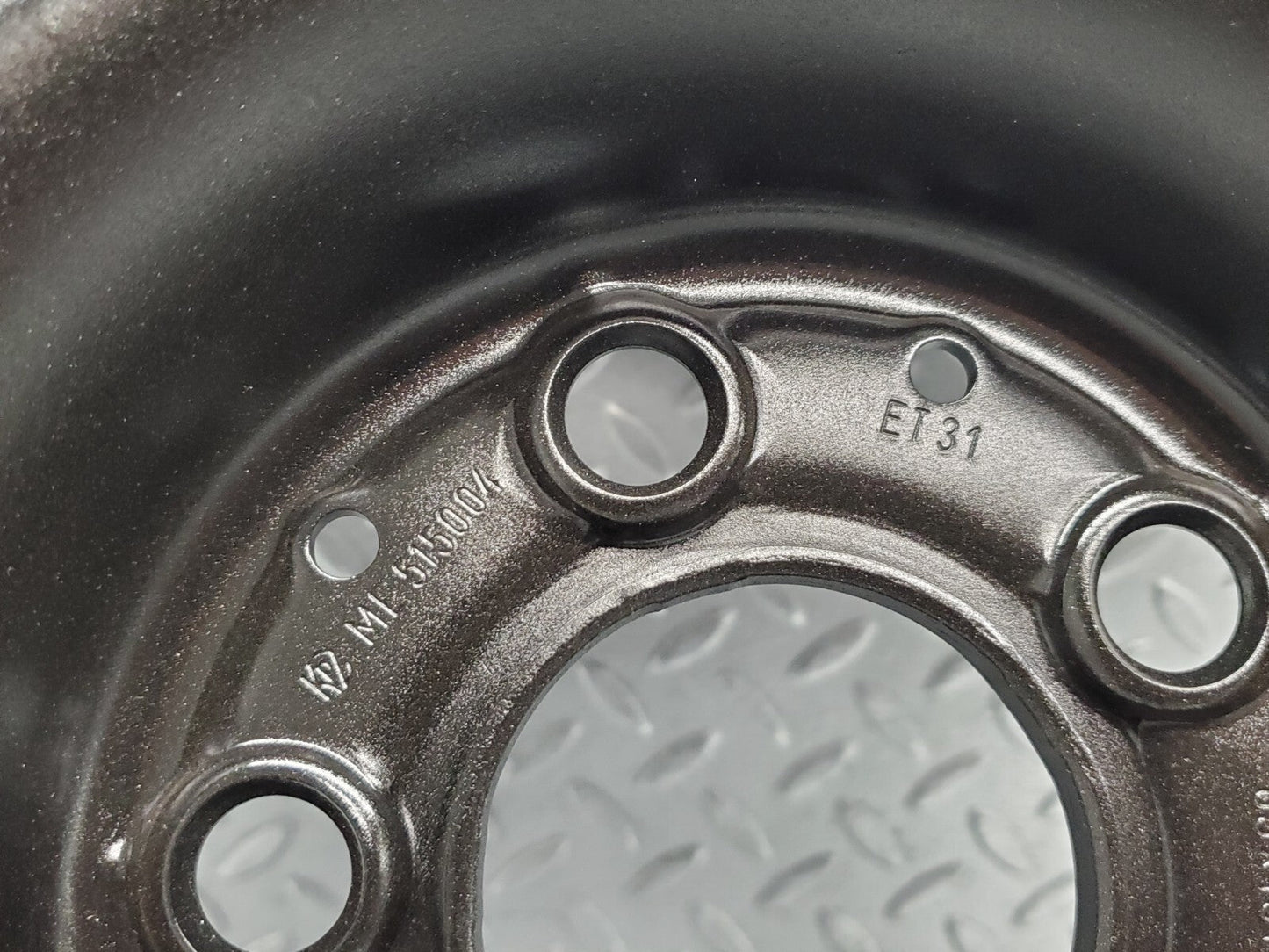 44999333