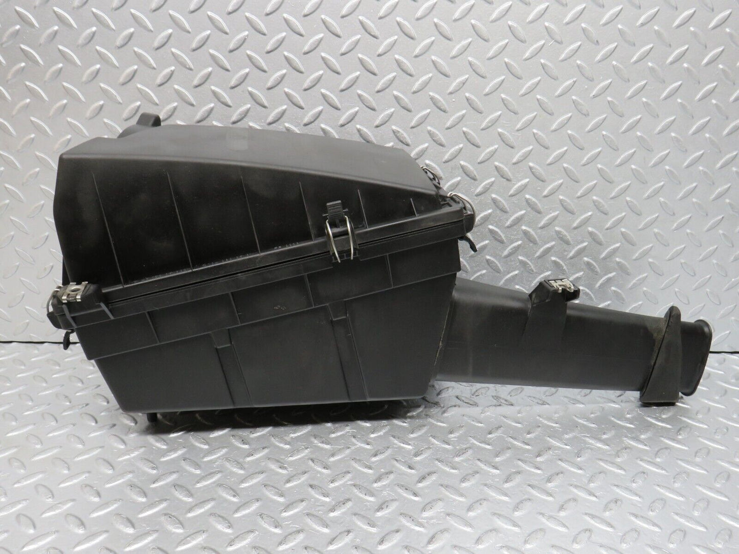 39673 Mercedes-Benz R129 320SL Coupe Air Filter Box Housing 1040900501 4616885903