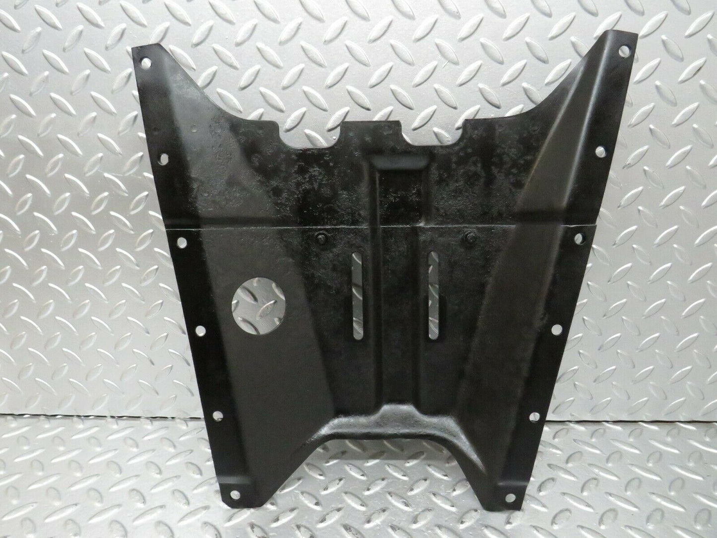 23824 Mercedes-Benz C107 450SLC Coupe Gearbox Mount Bracket Holder