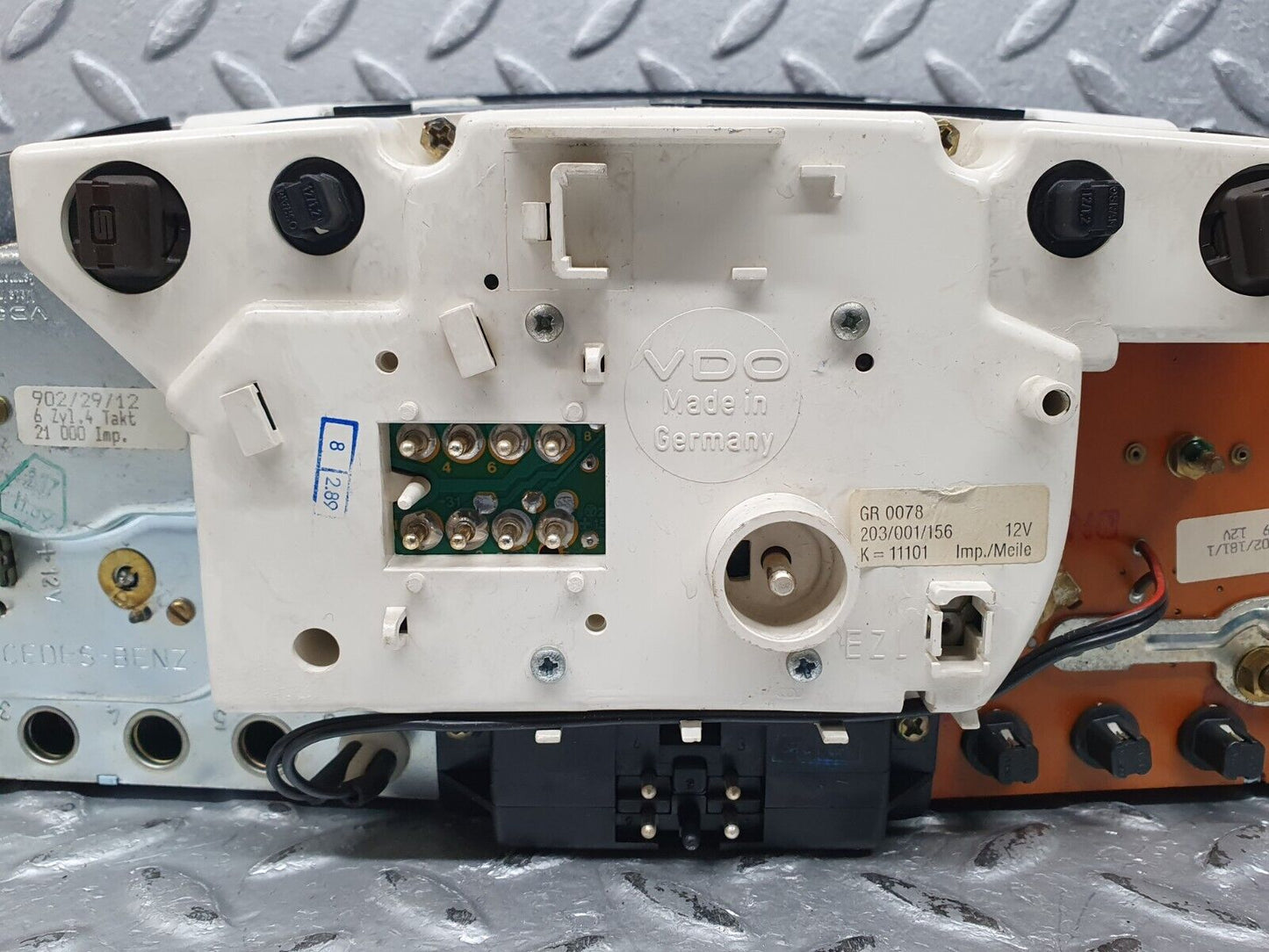 41200 Mercedes-Benz W126 300SE Instrument Cluster 1265427557