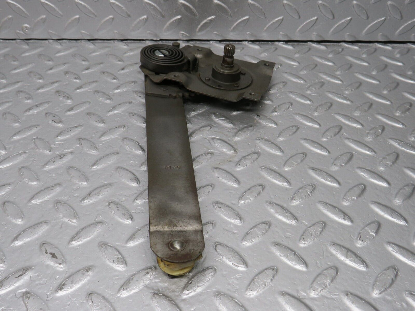 40463 Mercedes-Benz W110 230 Rear Right Door Window Regulator