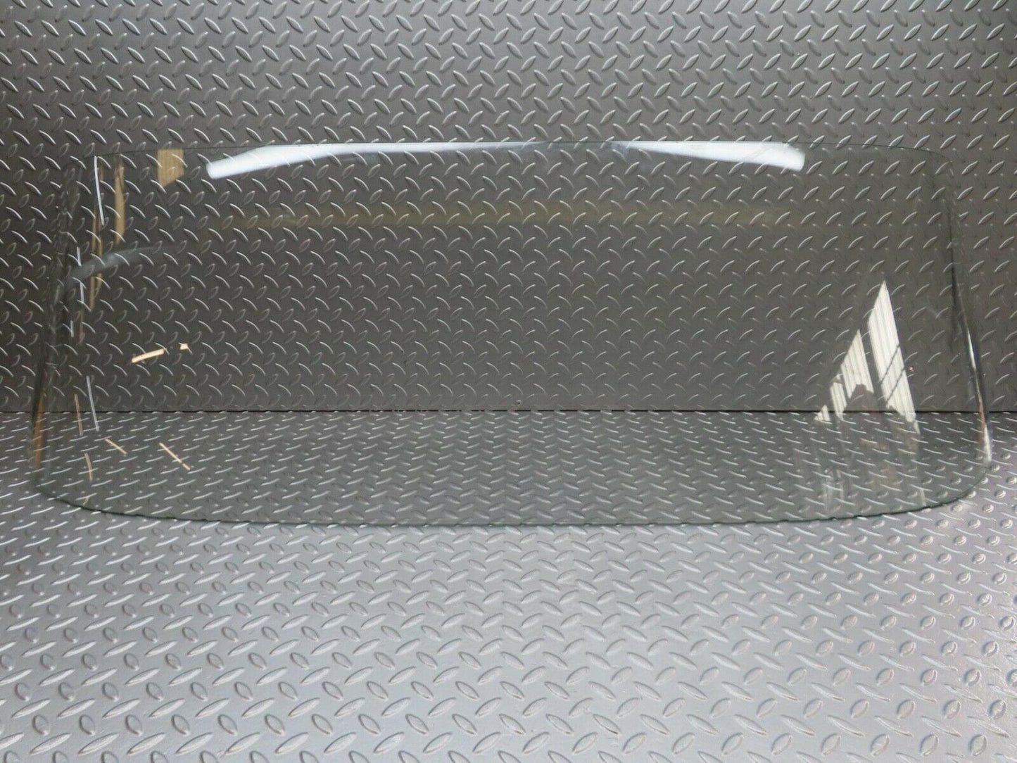 12750 Mercedes-Benz W111 220SE Rear Windscreen Glass