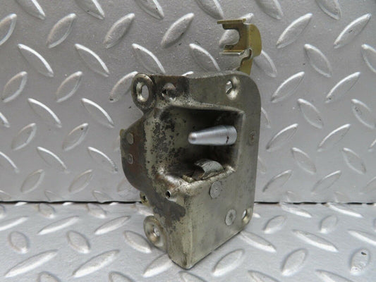 13896 Mercedes-Benz C107 280SLC Right Door Lock Mechanism