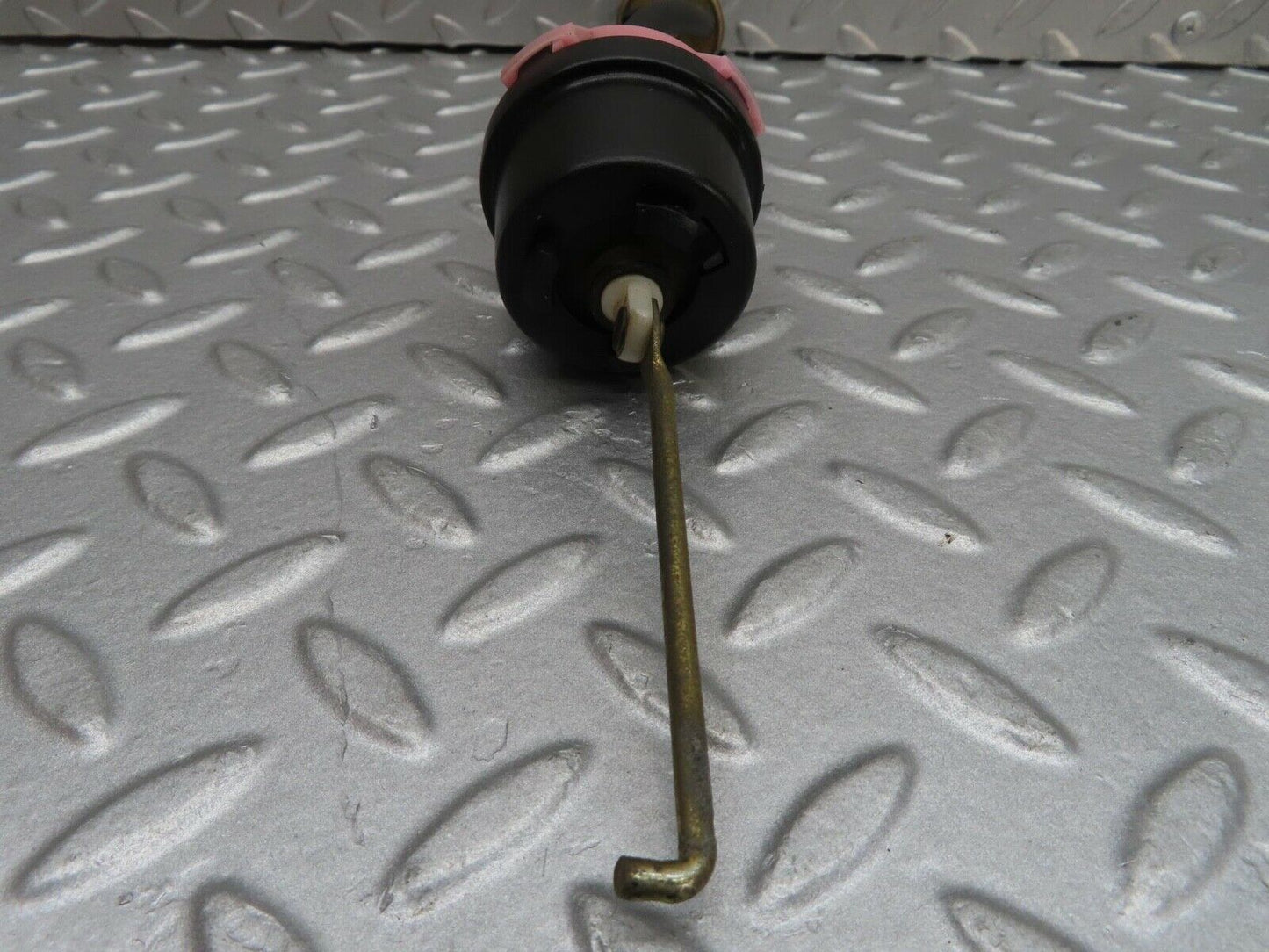 16125 Mercedes-Benz W123 280E Heater Blower Box Vacuum Valve
