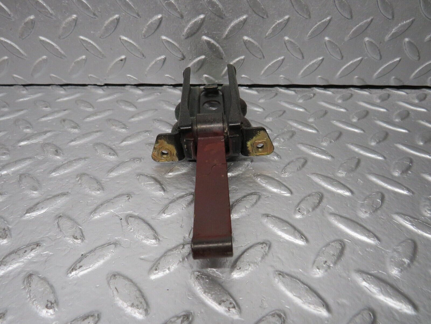 39563 Mercedes-Benz W123 300D Front Right Door Safety Check Strap