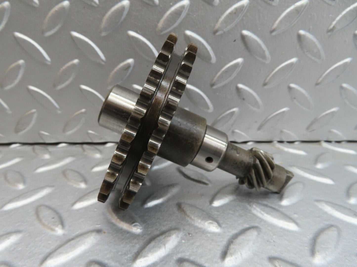 13739 Mercedes-Benz R107 450SL Intermediate Gear 1161570214
