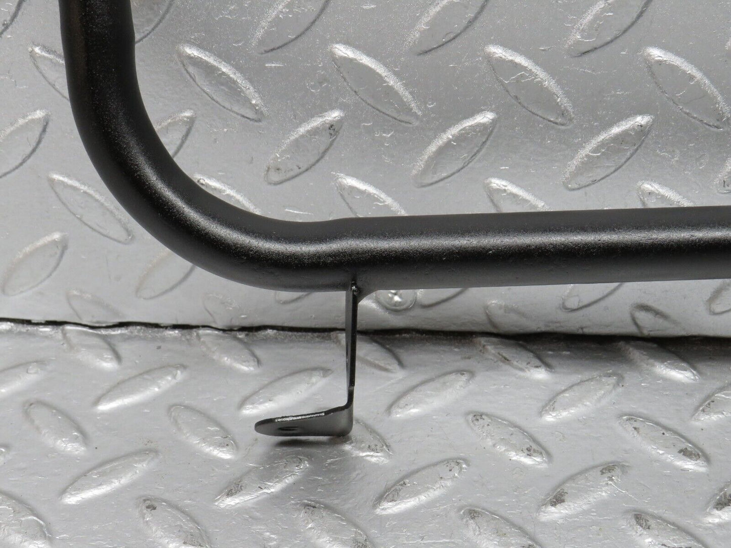 40548 Mercedes-Benz W123 300D Coolant Pipe