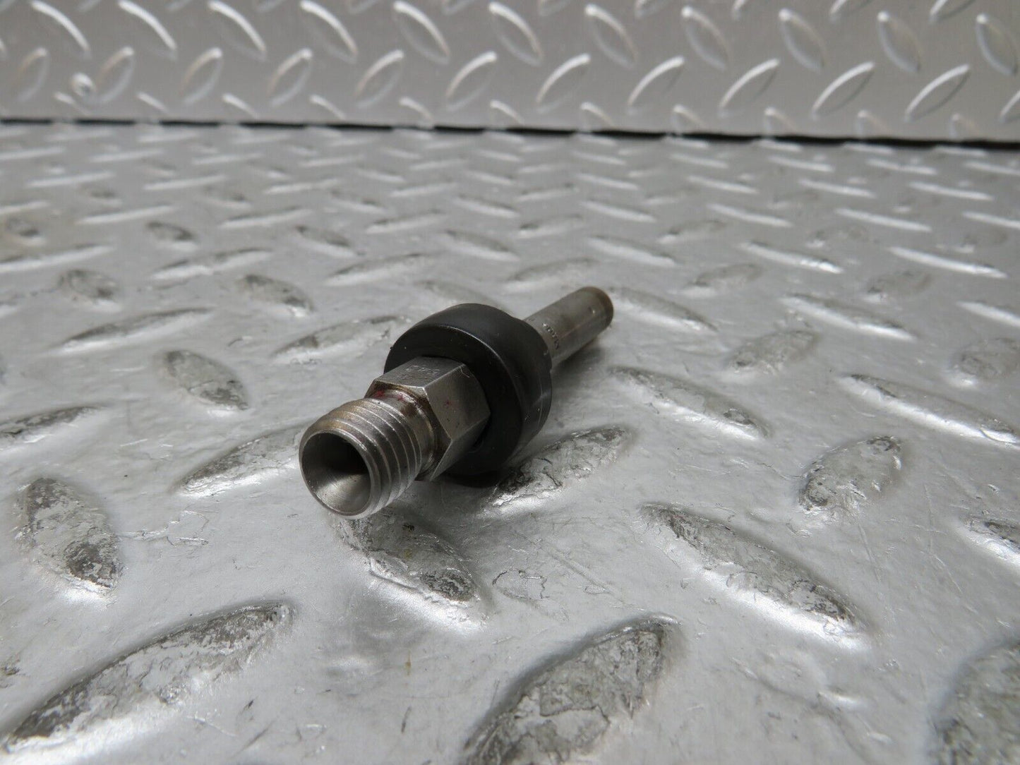 27426 Mercedes-Benz W123 280E Fuel Injector Bosch 0437502010
