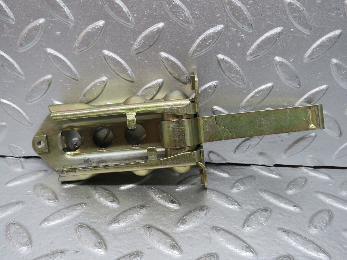 32440 Mercedes-Benz S124 300TE Wagon Door Safety Check Strap