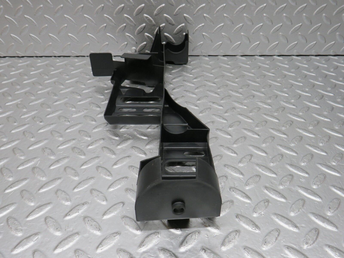 33240 Mercedes-Benz W202 C180 Car Jack Holder Cover 2028990414