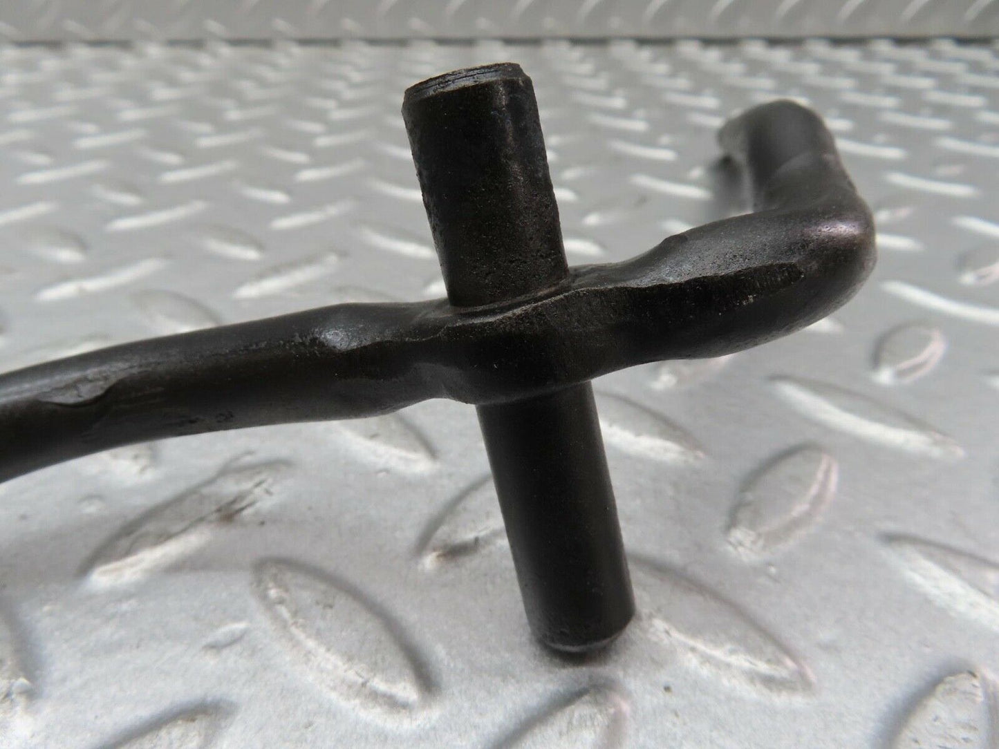 13541 Mercedes-Benz W123 200 Accelerator Pedal Linkage