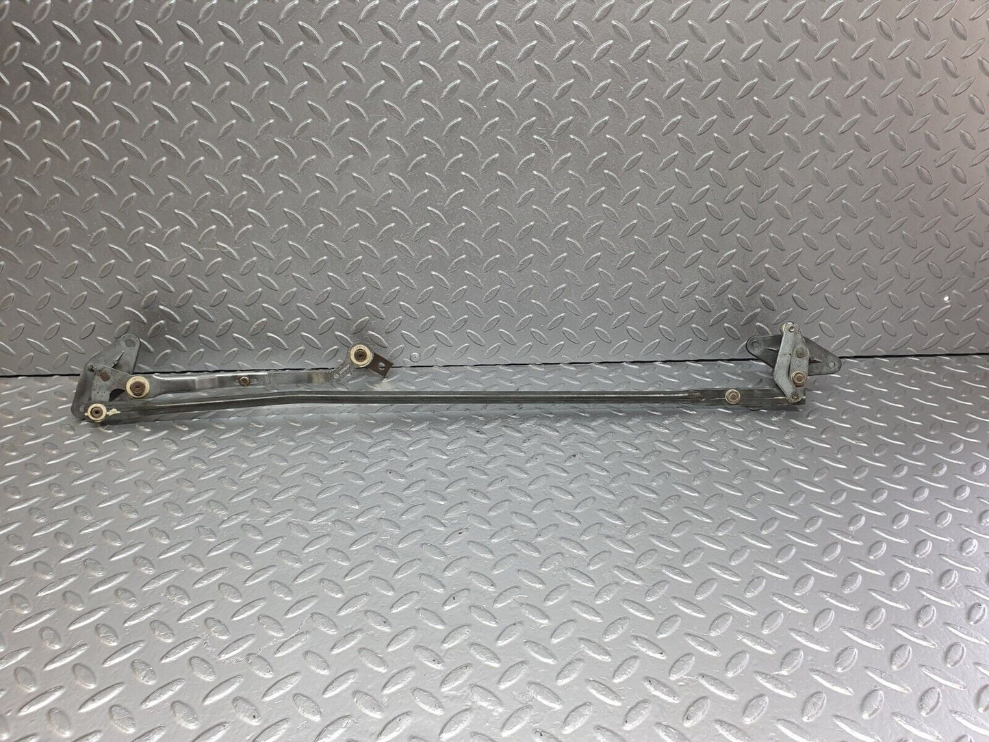43286 Mercedes-Benz W108 280SE Windscreen Wiper Linkage