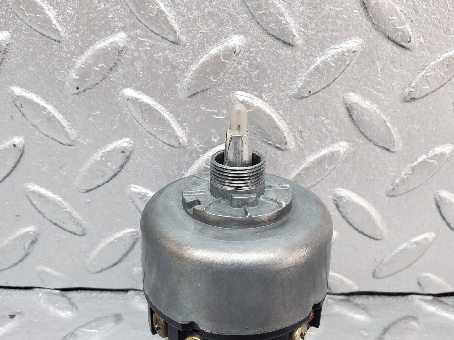 44343 Mercedes-Benz W123 280E Headlight Switch