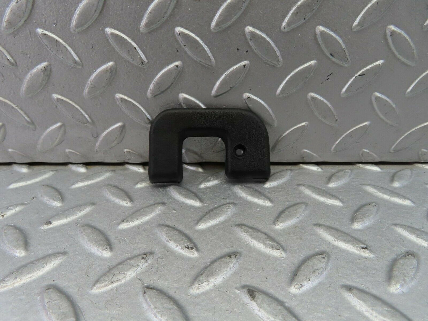9517 Mercedes-Benz C124 300CE Coupe Left Interior Door Latch Trim