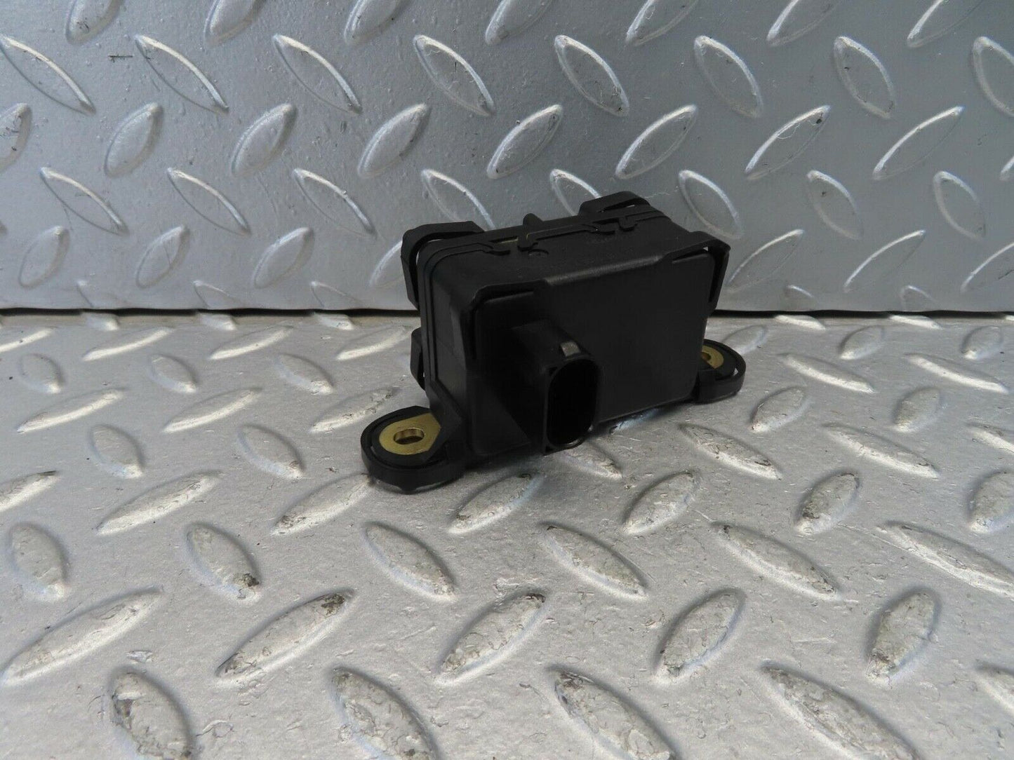 11090 Mercedes-Benz W221 S320 ESP Yaw Rate Sensor 0045422118
