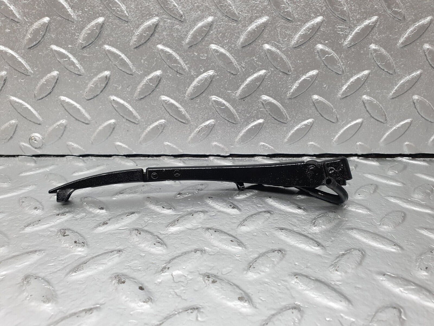 42348 Mercedes-Benz R129 320SL Coupe Headlight Wiper Arm Left Side