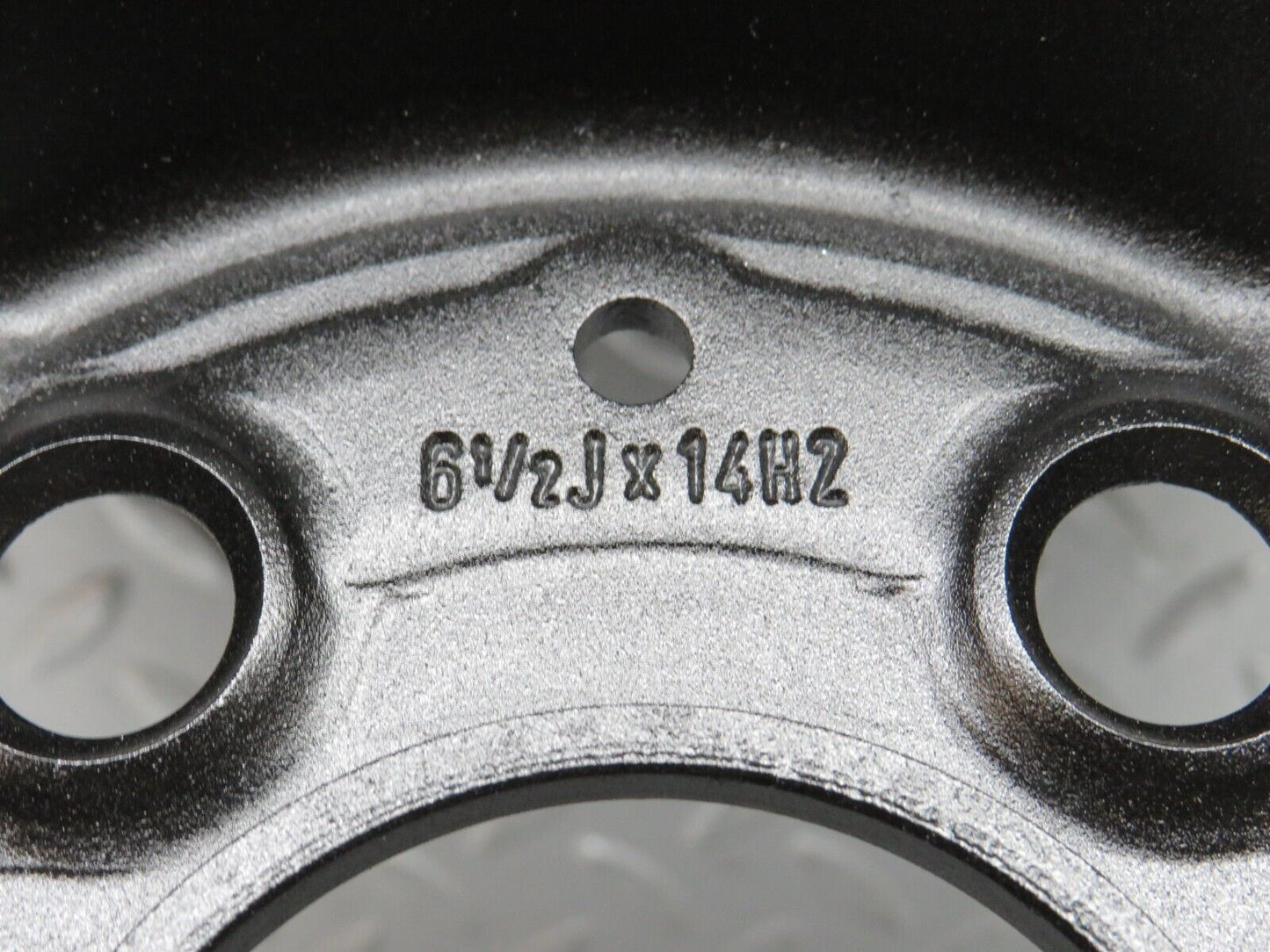 39050 Mercedes-Benz Steel Wheel 6.5Jx14H2 1084000802
