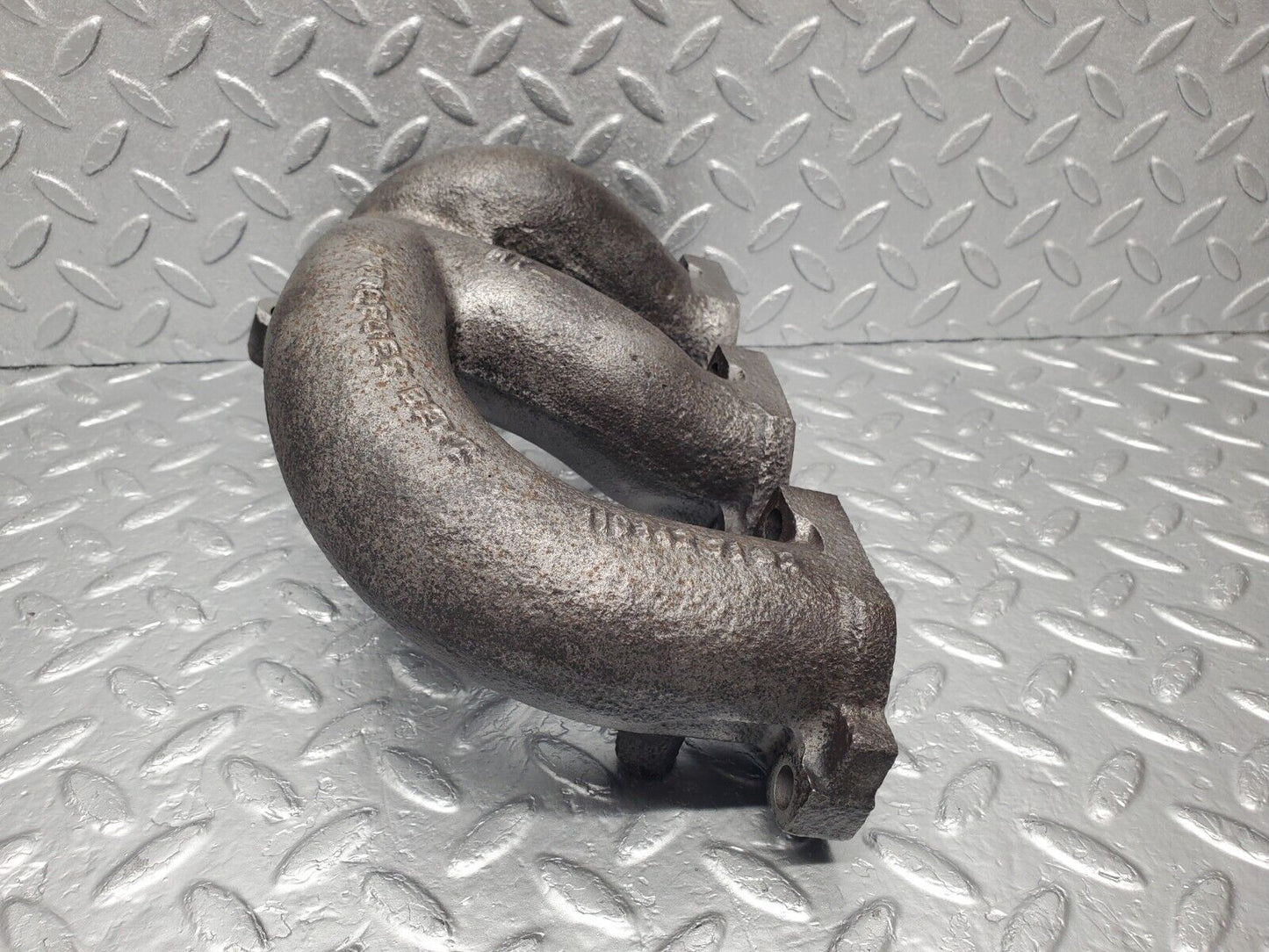 46707 Mercedes-Benz C123 280CE Coupe Exhaust Manifold Cylinder 4-6 1101427102