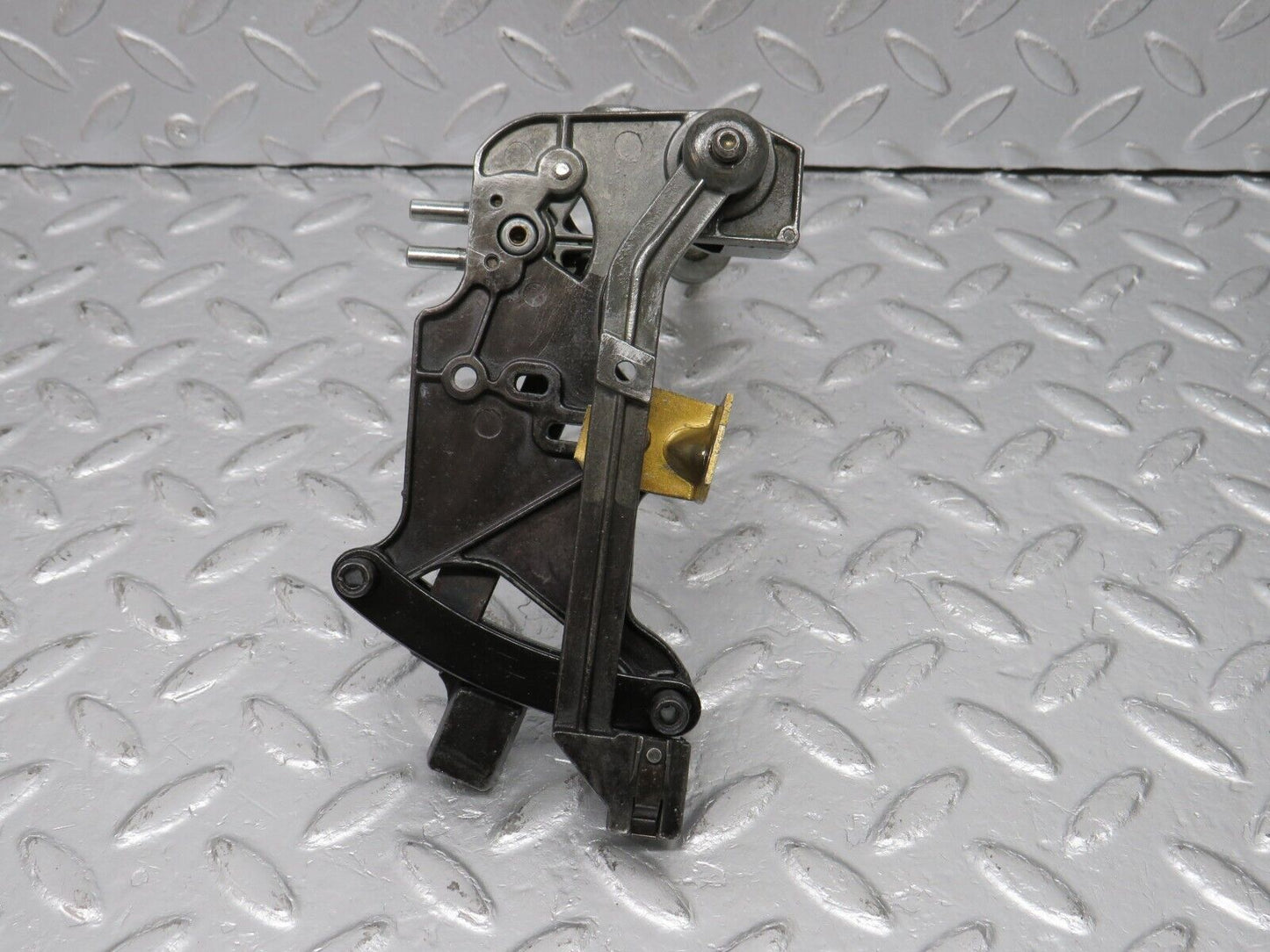 39882 Mercedes-Benz R107 350SL Coupe Heater Control Mechanism
