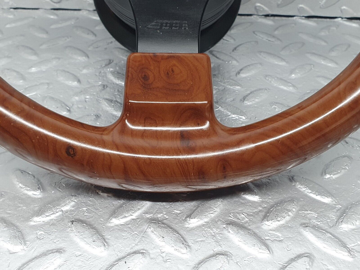 43610 Mercedes-Benz C126 380SEC Coupe DBA Steering Wheel