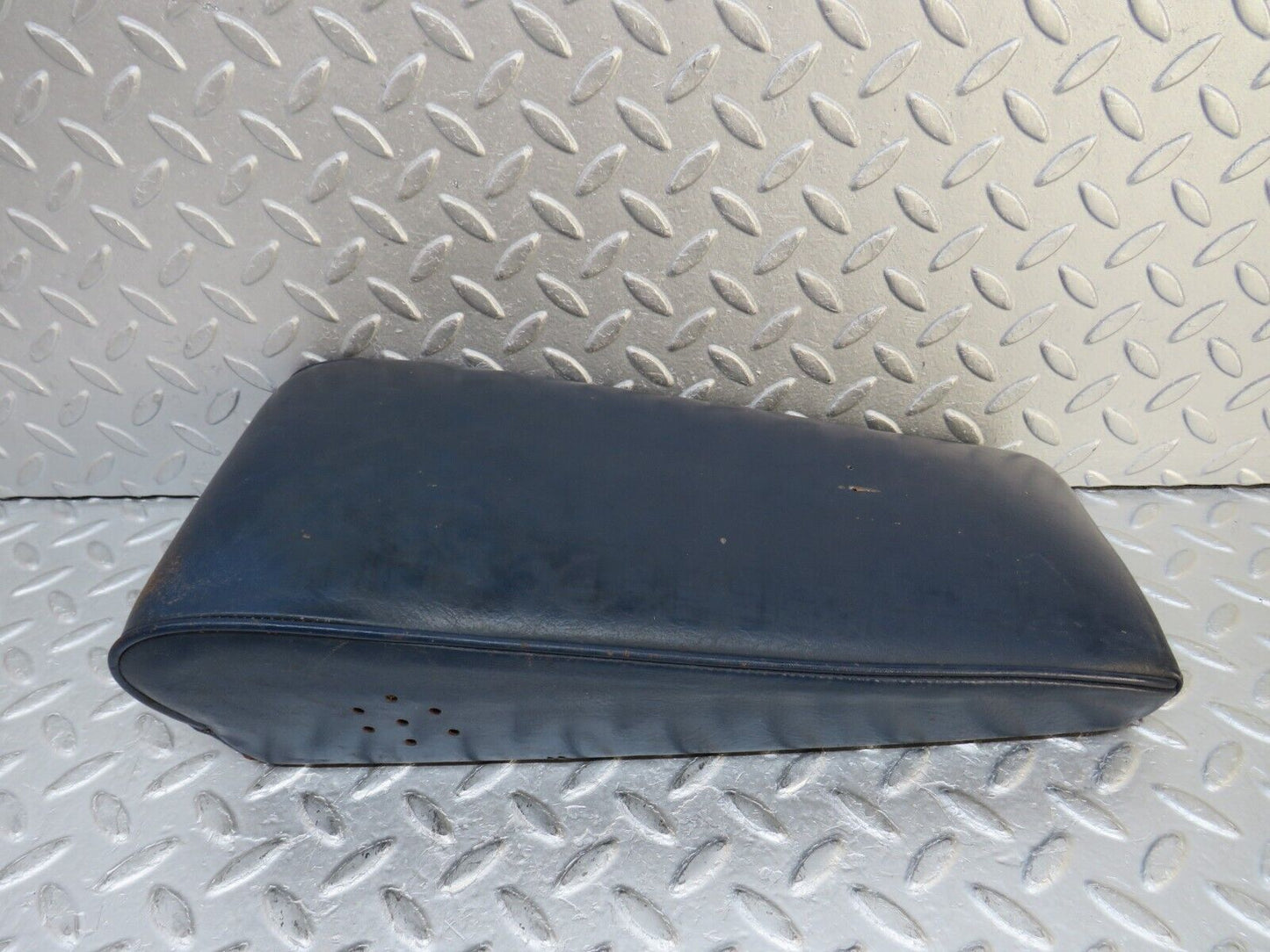 37595 Mercedes-Benz W109 300SEL Centre Armrest Blue