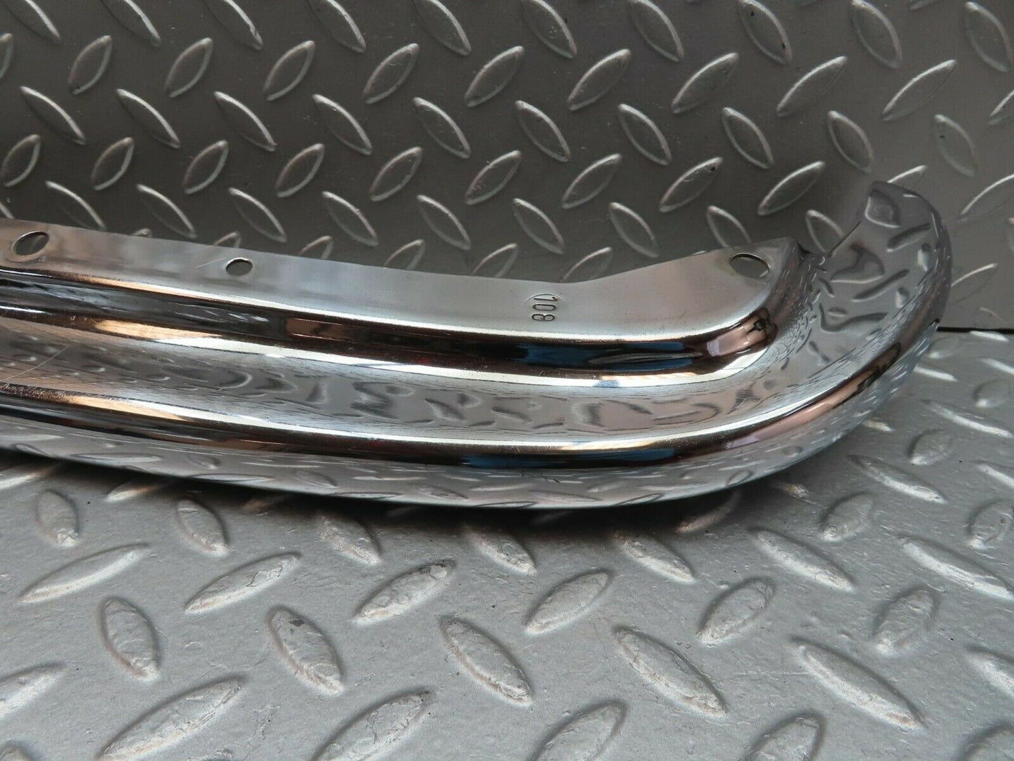10624 Mercedes-Benz W108 Rear Left Upper Bumper Corner