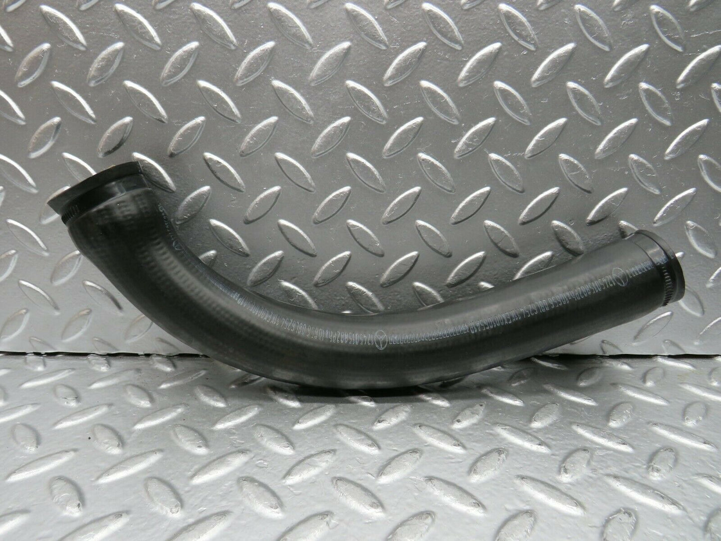 22572 Mercedes-Benz C124 E220 Coupe Radiator Hose 1245015782 1245015882