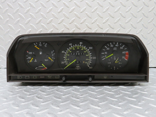 36528 Mercedes-Benz W201 190E Instrument Cluster 2015438321 2015422306