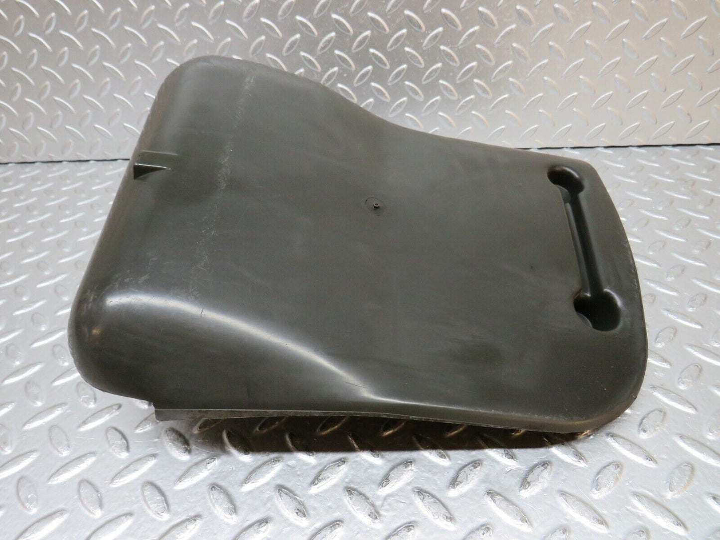 31830 Mercedes-Benz W201 190LE 1.8L Fuel Pump Protective Cover 2014780637