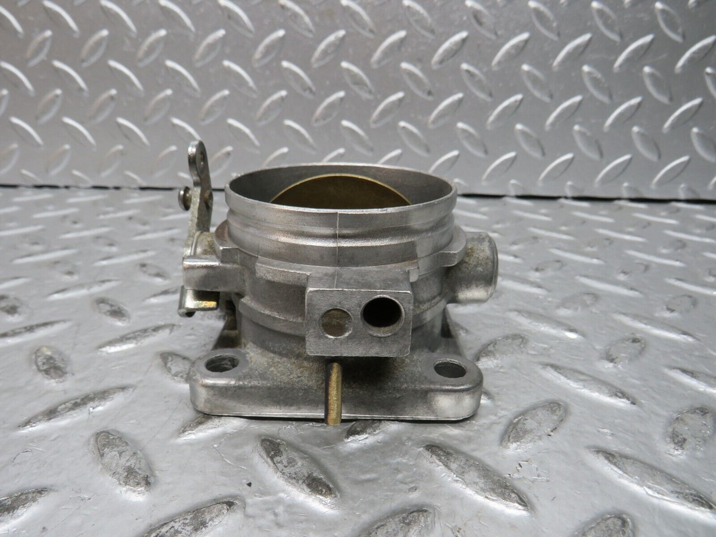 28700 Mercedes-Benz W123 230E Throttle Body Valve 0011402353
