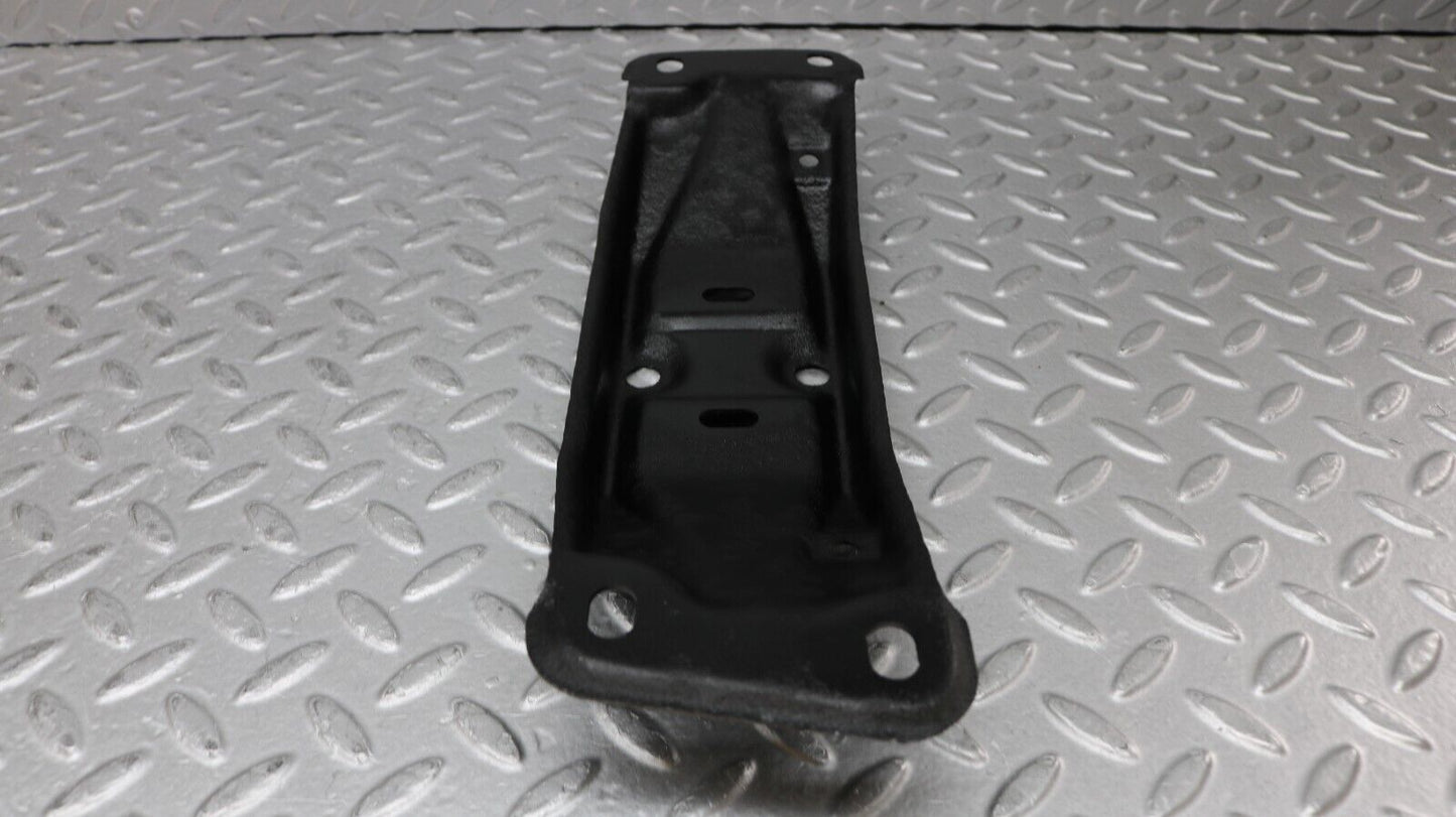 37207 Mercedes-Benz C126 420SEC Coupe Gearbox Mount Bracket