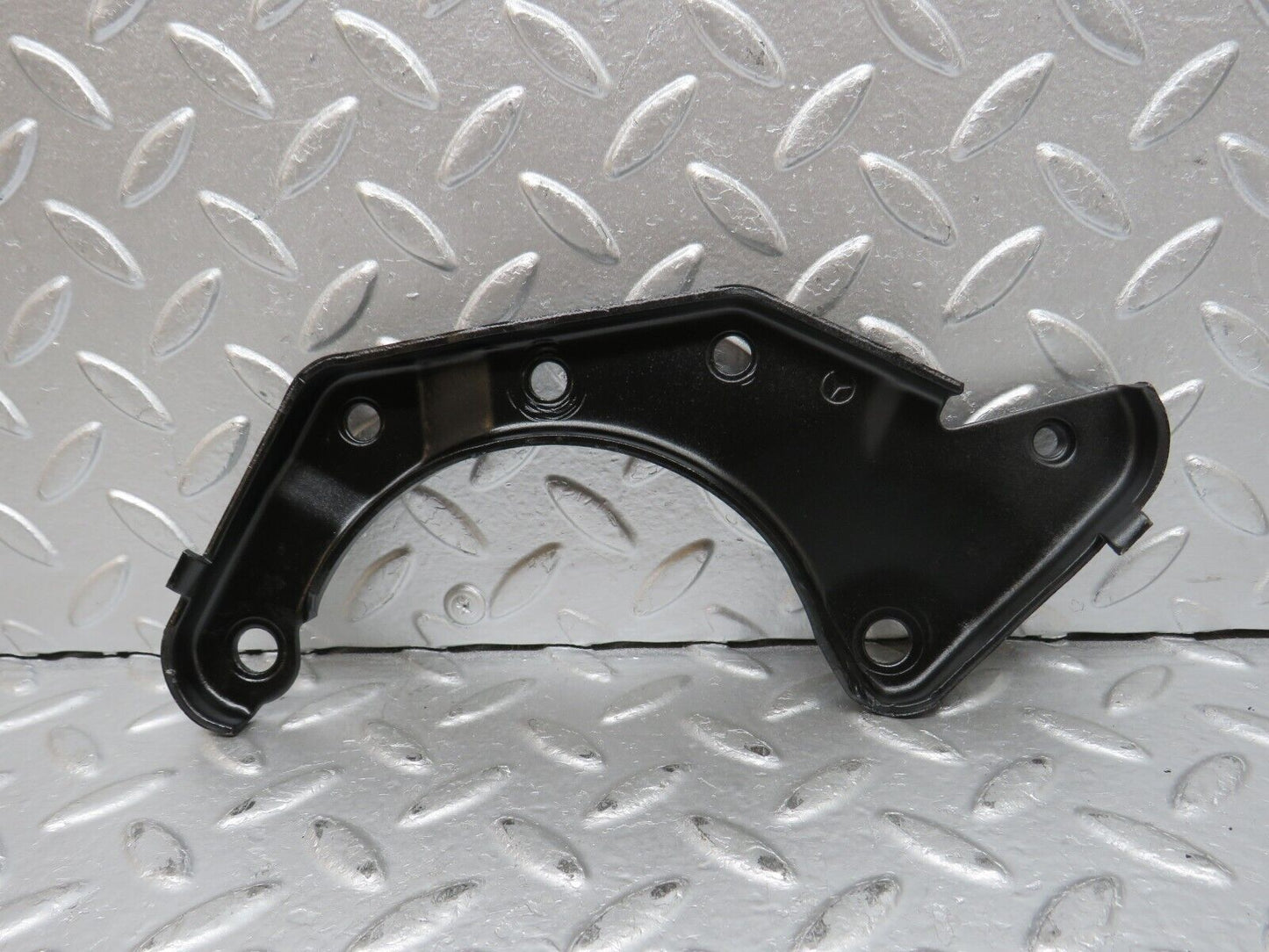 31787 Mercedes-Benz W201 190LE Alternator Generator Holder Bracket