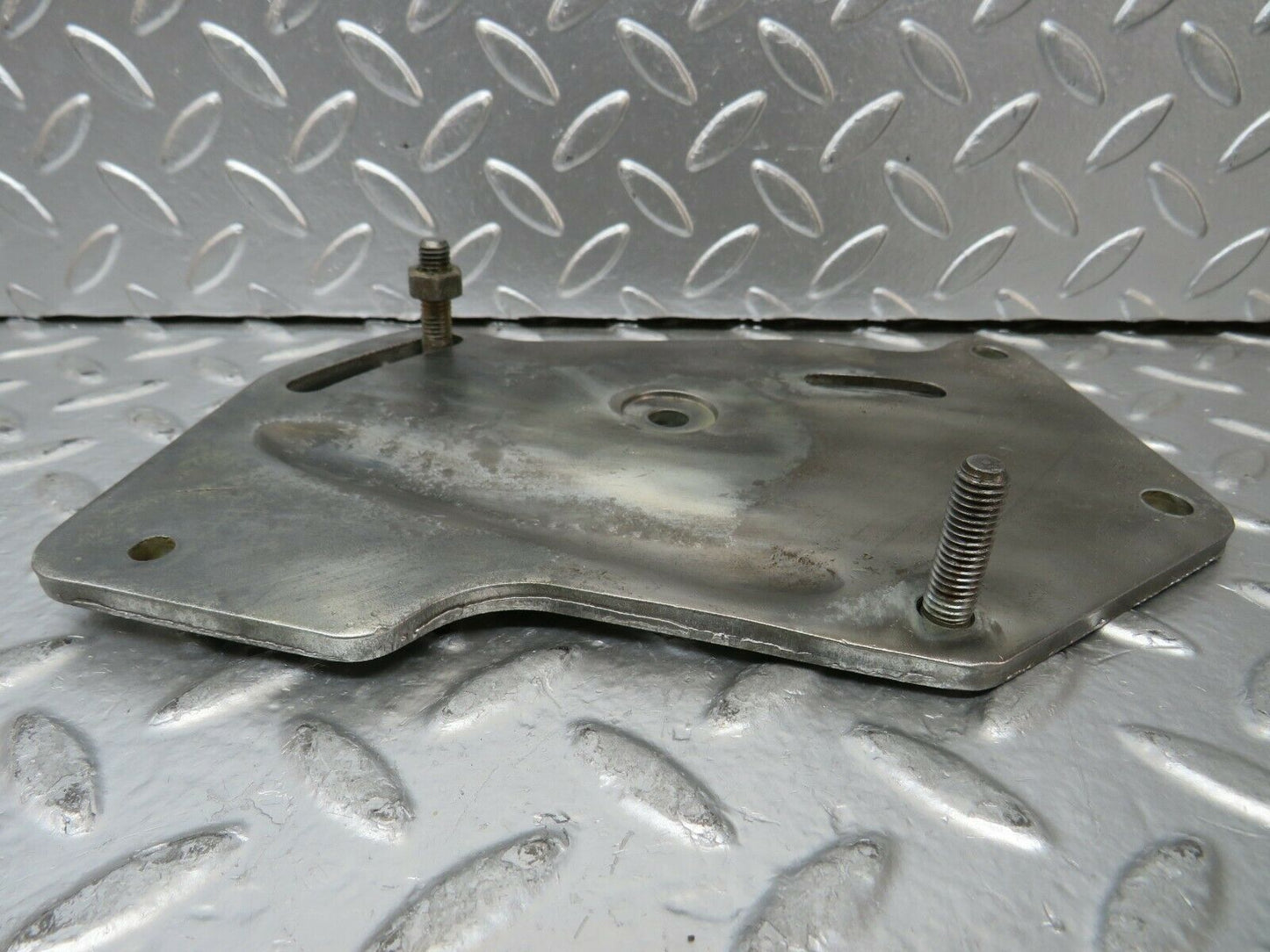 23357 Mercedes-Benz W116 350SE Power Steering Pump Bracket