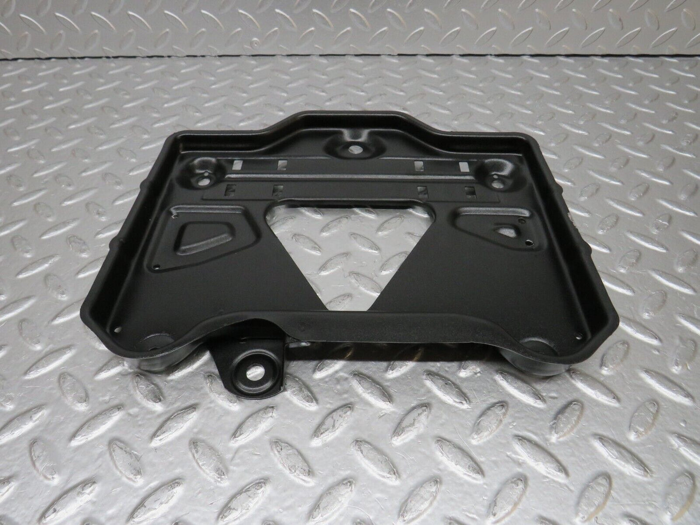 31426 Mercedes-Benz S124 220TE Wagon Battery Tray
