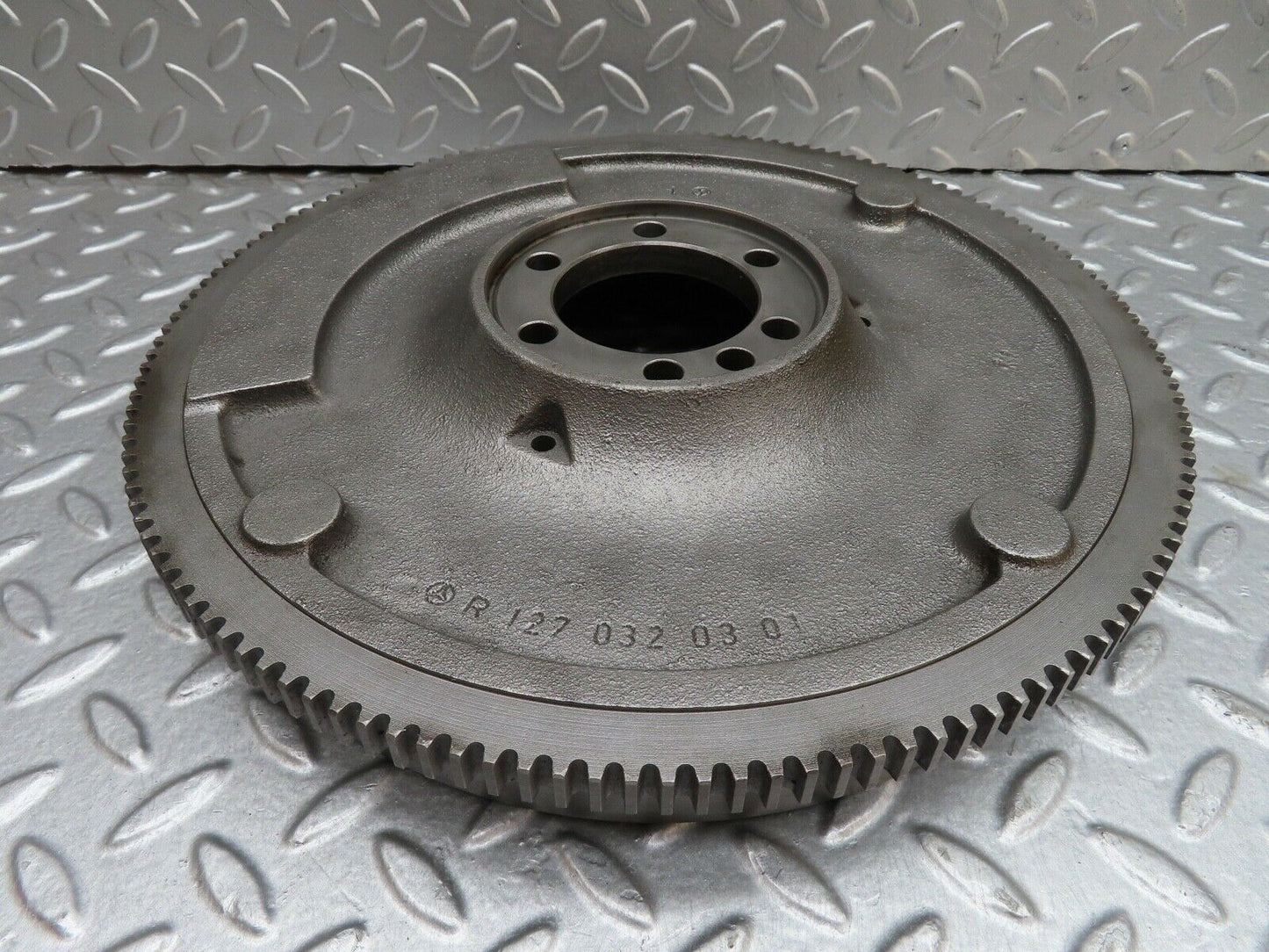 18209 Mercedes-Benz W111 220SE Coupe Flywheel Manual 1270320301