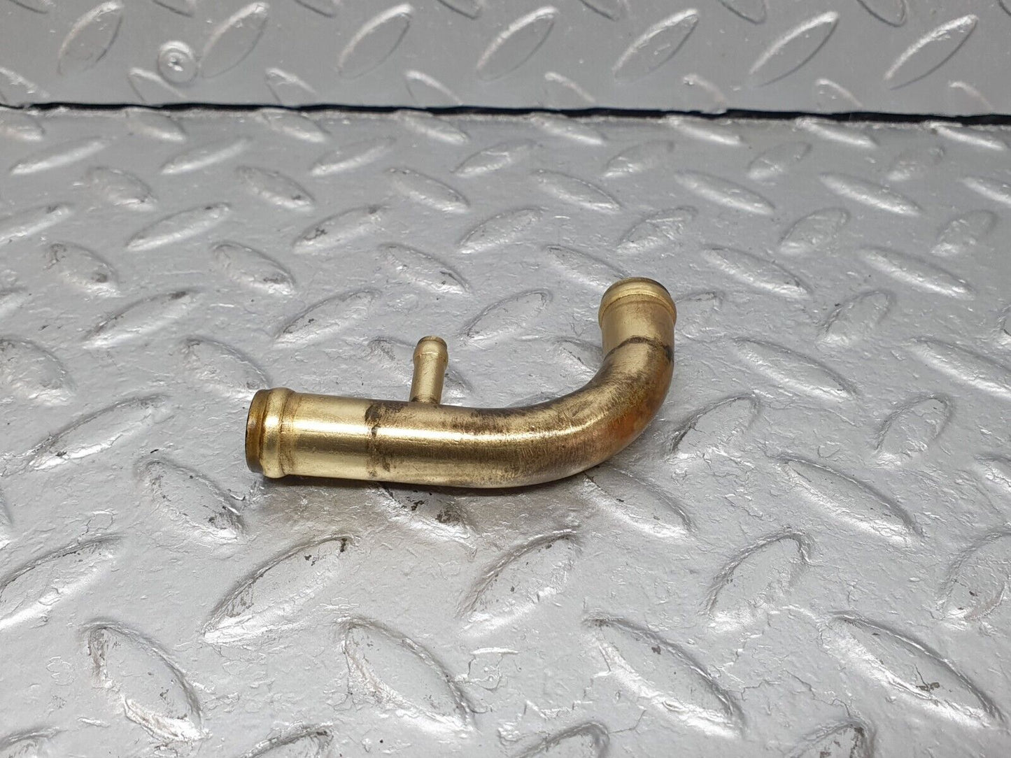 41038 Mercedes-Benz W126 300SE Fuel Pipe