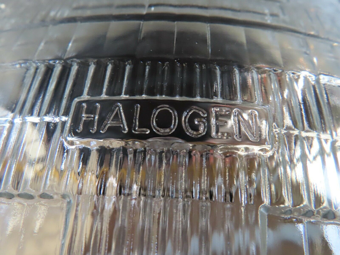 18447 Mercedes-Benz W111 220SE Coupe Headlight