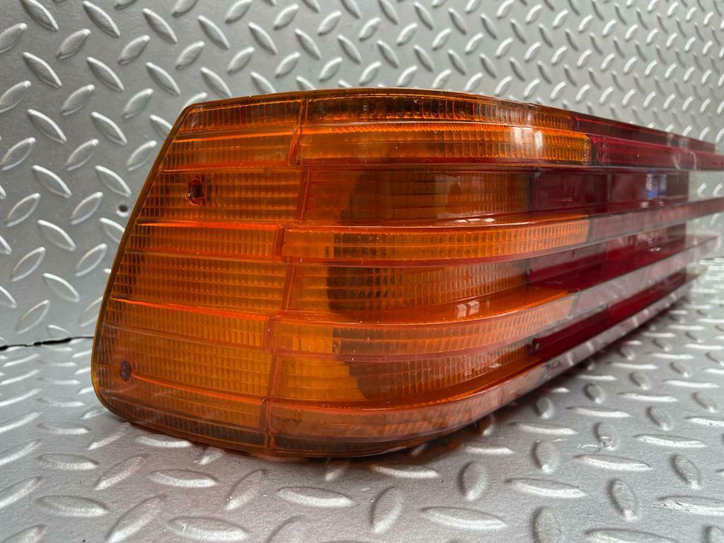 0030 Mercedes-Benz W116 350 SE Left Tail Light 1168201164