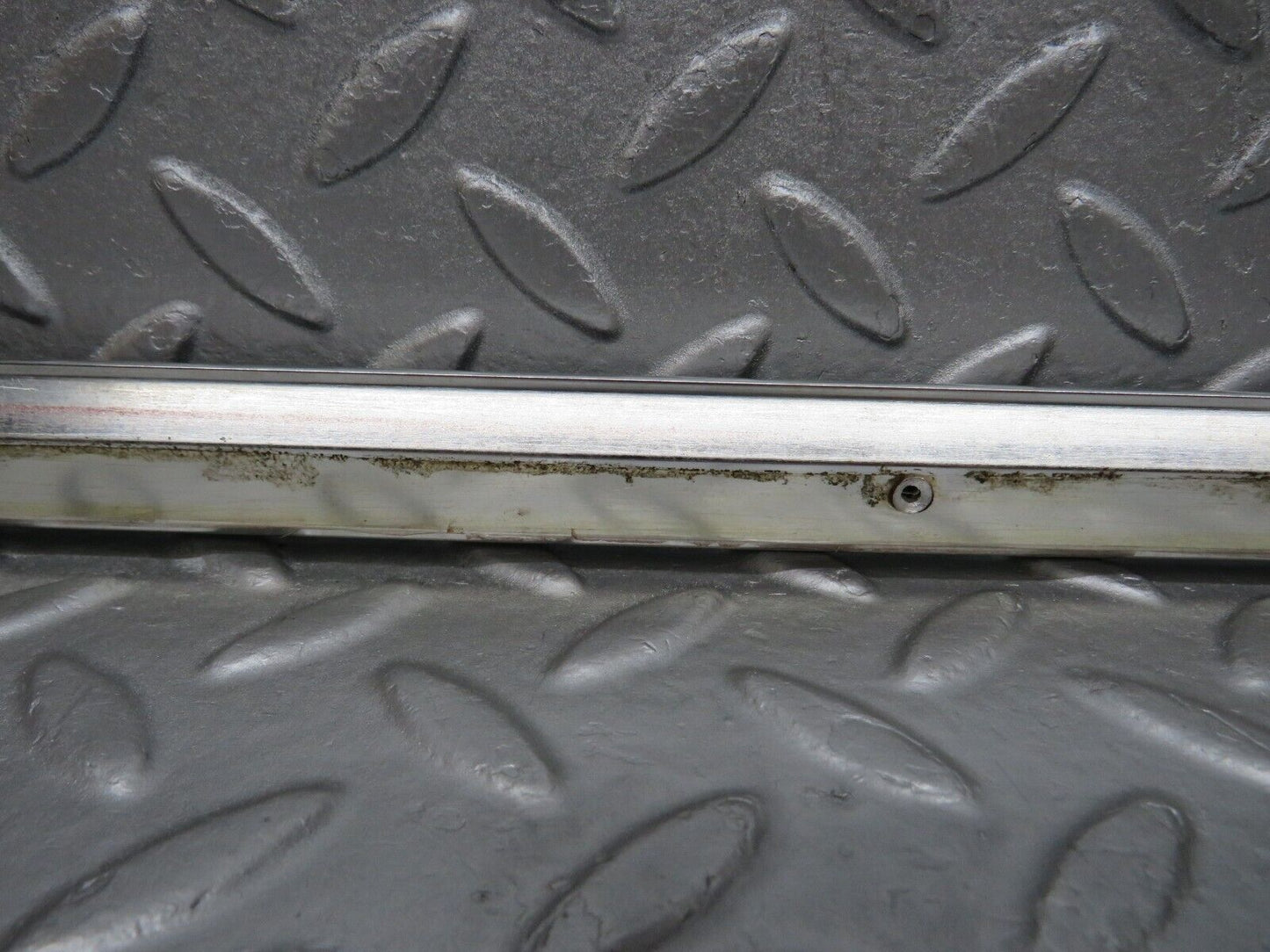 40203 Mercedes-Benz R107 Hardtop Roof Chrome Right Side