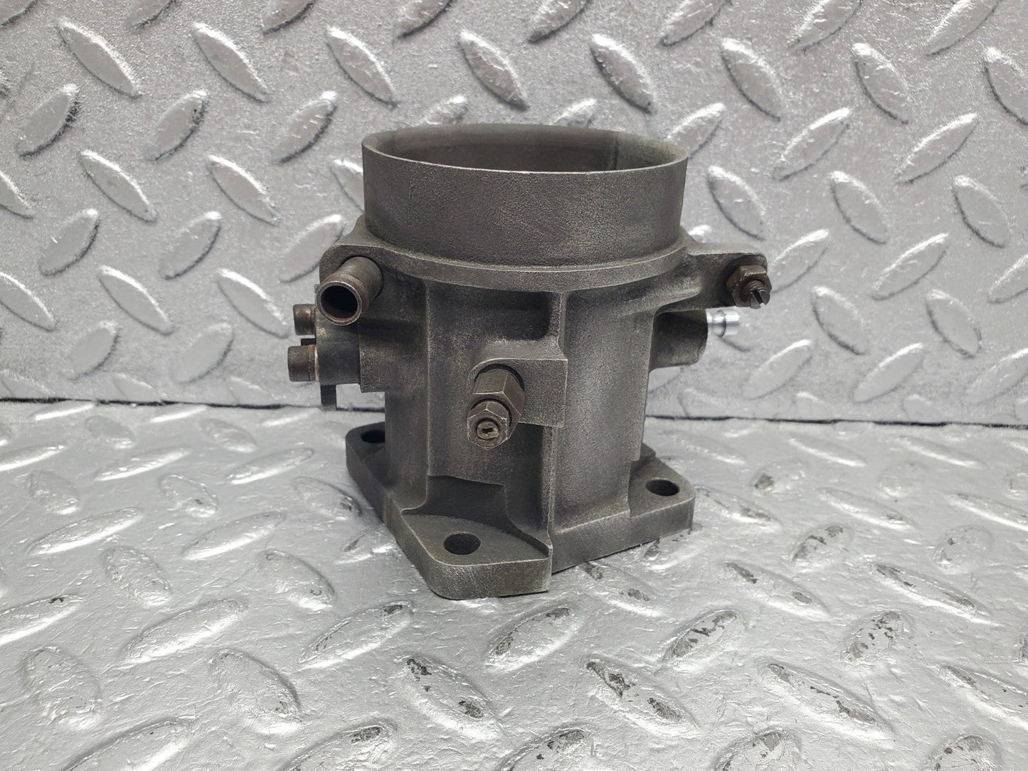 W112 throttle body valve used OEM