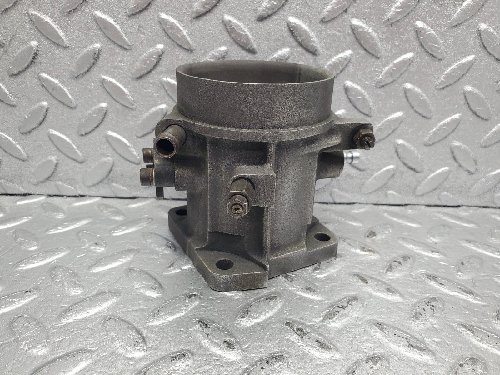 W112 throttle body valve used OEM