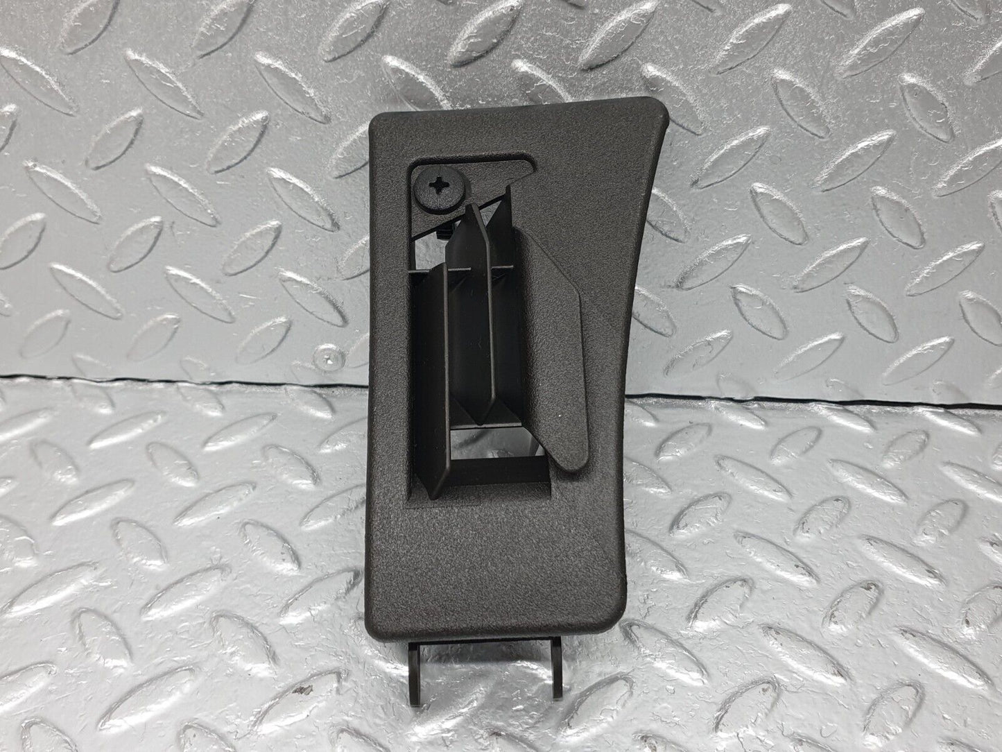 41877 Mercedes-Benz W202 C200 Under Dash Air Vent Pair 2108300366 2108300466