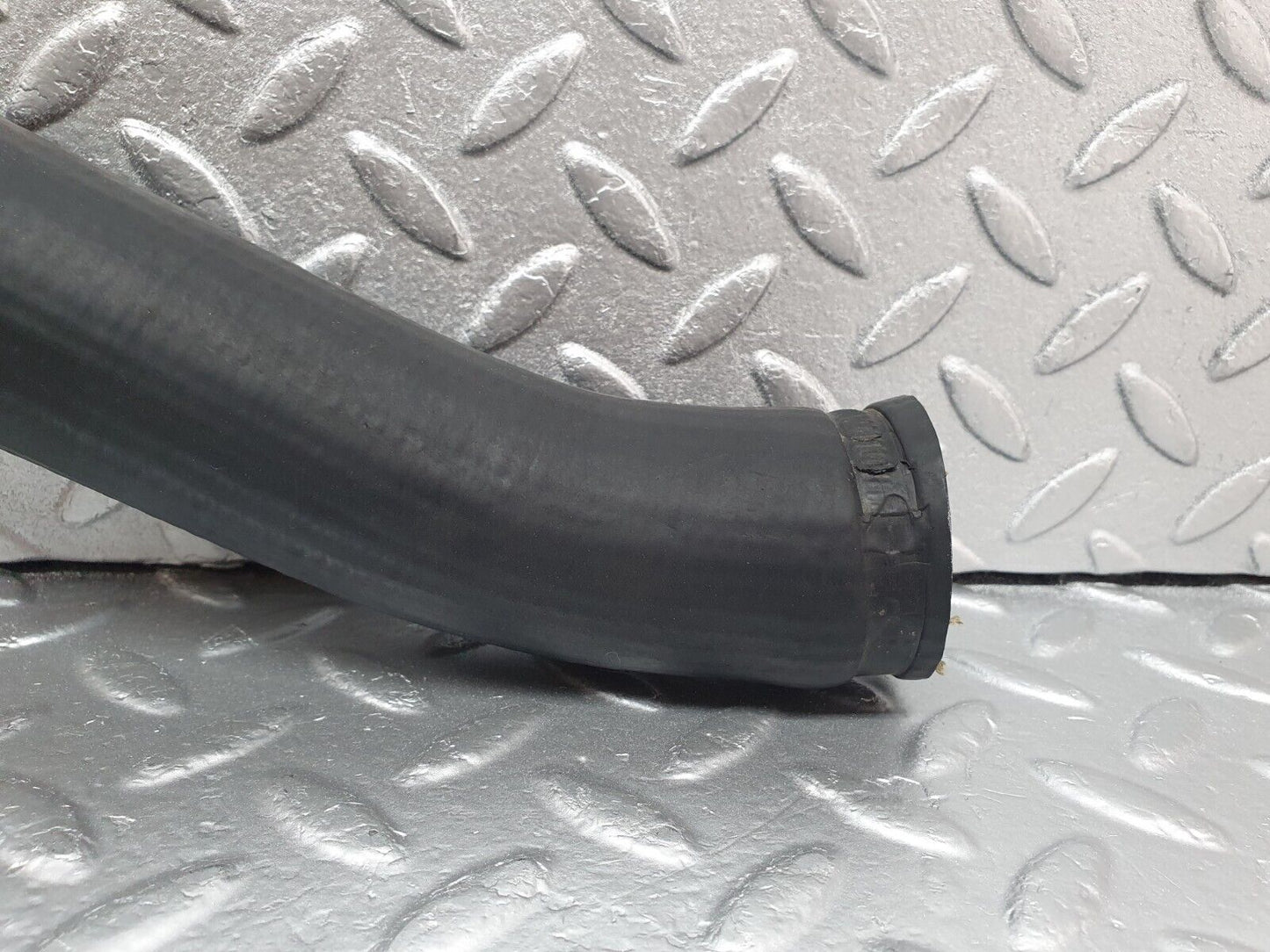 43684 Mercedes-Benz C126 380SEC Coupe Radiator Hose Pipe 1265012582
