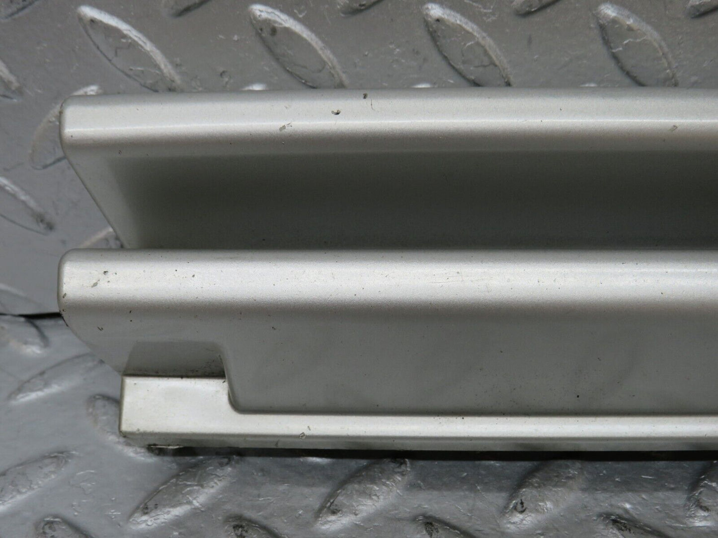 35313 Mercedes-Benz W140 Front Bumper Tow Hook Cover Grill 1408850926